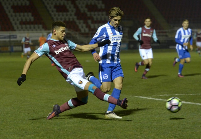 Prediksi Skor West Ham vs Brighton 21 Oktober 2017