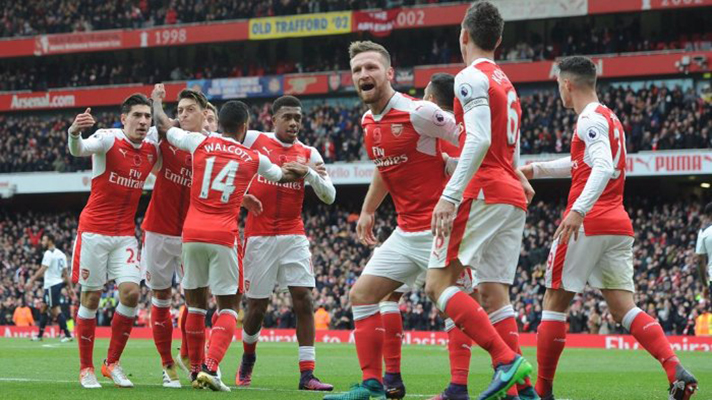 Laporan Pertandingan Arsenal vs Huddersfield Town Skor 5-0