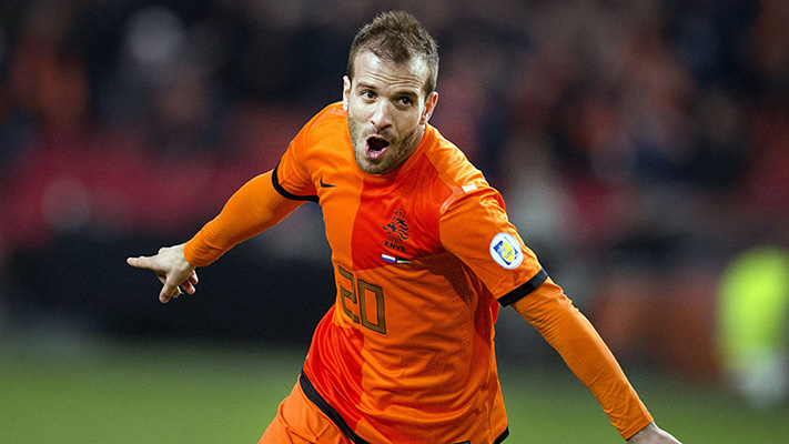 Lepas Marcos Flores Bali United Dapat Van Der Vaart