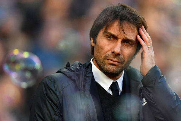 Antonio Conte Mengaku Belum Tahu Kapan David Luiz Akan Pulih