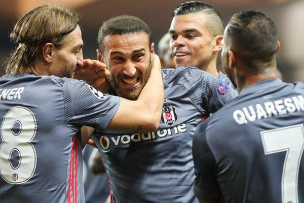 Inilah Dua Pemain Incaran Big Sam di Bursa Januari