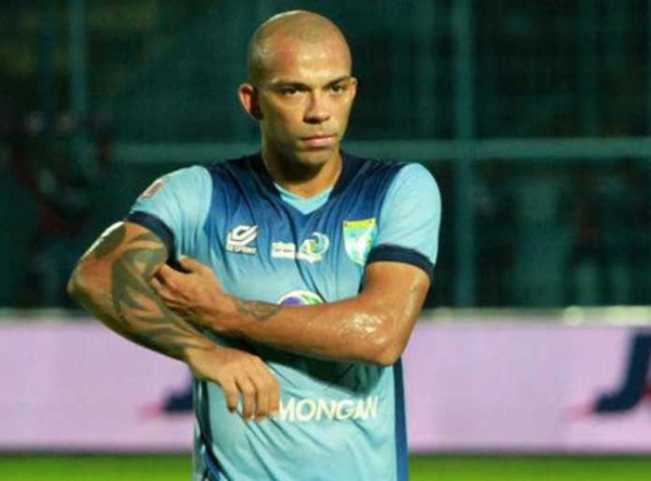 Persija Jakarta Akan Segera Diperkuat Ivan Carlos