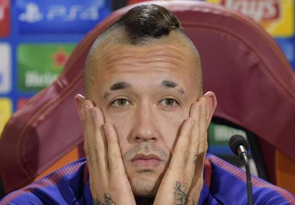 Radja Nainggolan Dapat Ganjaran Usai Minum Miras Tahun Baru