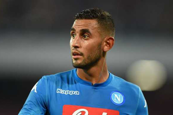 Manchester United Incar Bek Kiri Napoli Tapi Harganya Selangit