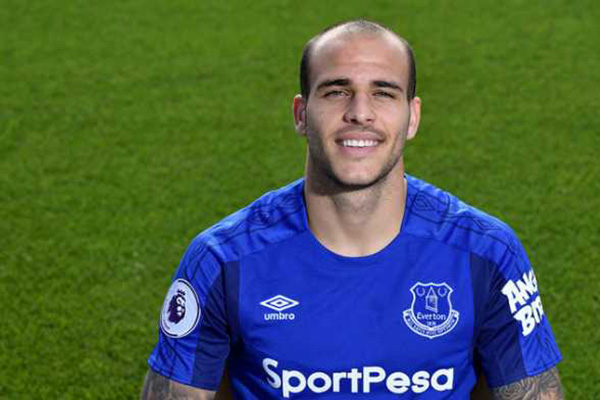Sandro Ramirez Ingin Tinggalkan Everton Bulan Ini
