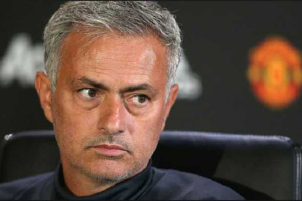 Manchester United Diterpa Cedera Jose Mourinho Tak Dapat Simpati