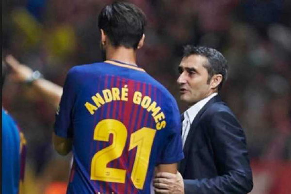 Gelandang Barcelona Bikin Ernesto Valverde Terkejut