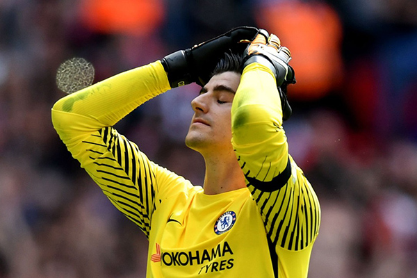 Thibaut Courtois Kritik Penggemar Chelsea Usai Laga Leicester