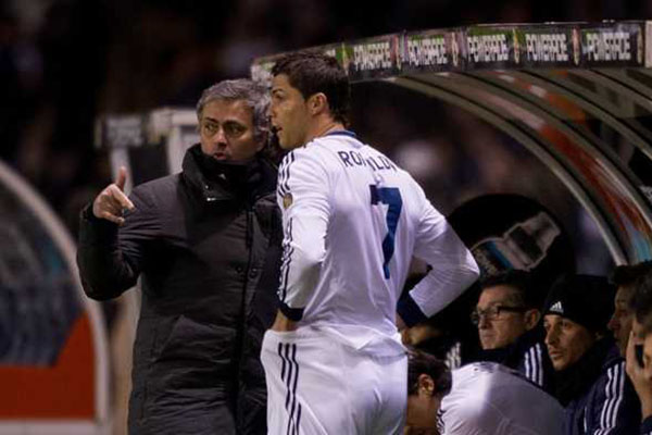 Manchester United Negosiasi Transfer Cristiano Ronaldo