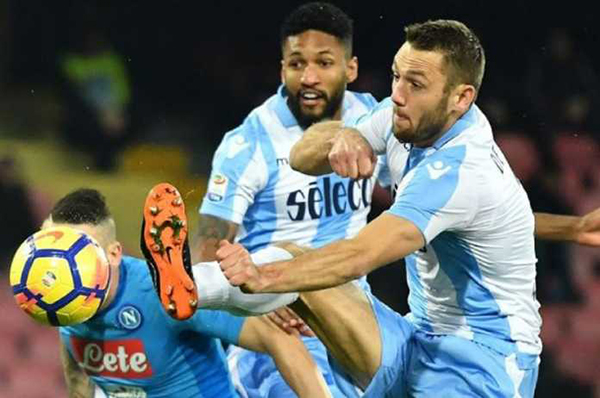 Stefan de Vrij Tertarik Untuk Gabung Manchester United