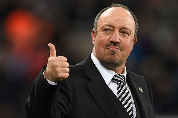 Rafa Benitez Setia di Newcastle Meski Rencana Transfernya Gagal