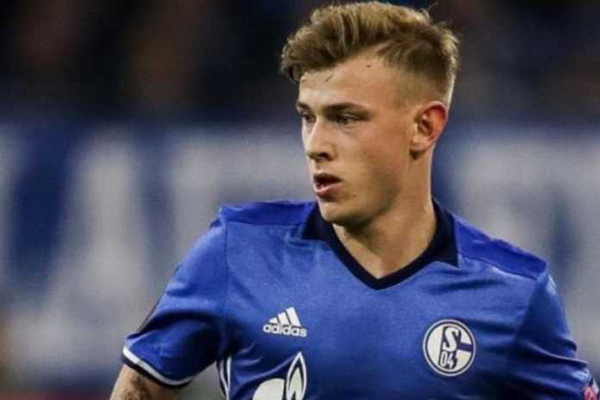 Max Meyer Diperebutkan Dua Klub Ternama Inggris