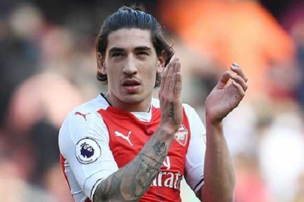 Bek Arsenal Hector Bellerin Geram Pada Arsene Wenger