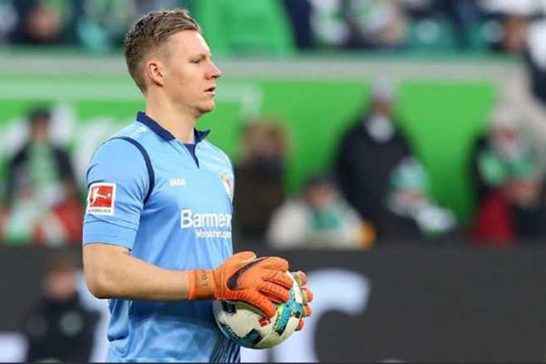 Arsenal Bidik Kiper Bayer Leverkusen Gantikan Petr Cech