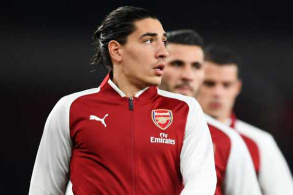 Manchester United Siap Membujuk Hector Bellerin Ke Old Trafford