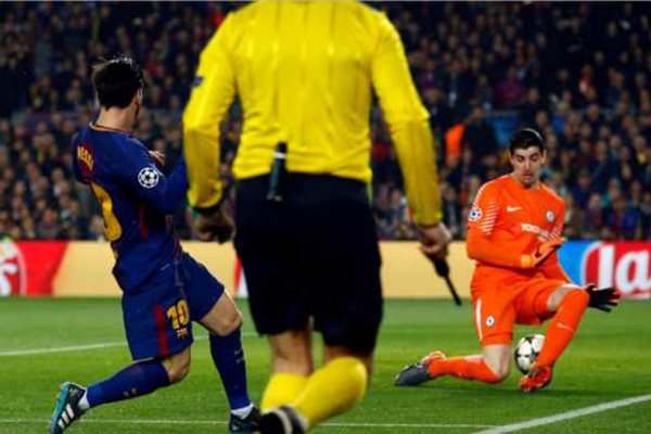 Thibaut Courtois Masih Kiper Hebat Chelsea Ungkap Marcos Alonso