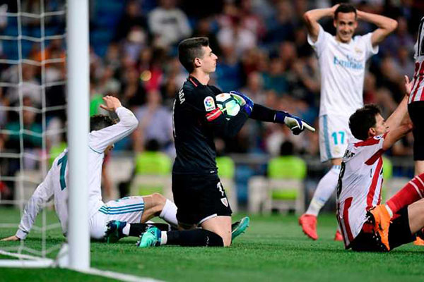 Zinedine Zidane Tak Menyesal Pernah Tolak Kepa Arrizabalaga